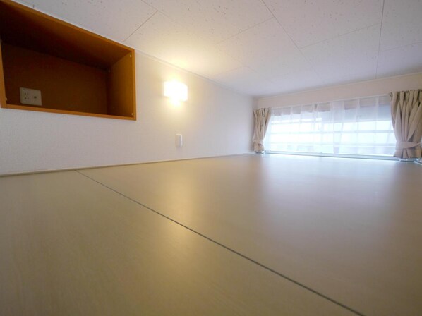 レオパレスサンセリテ上之の物件内観写真